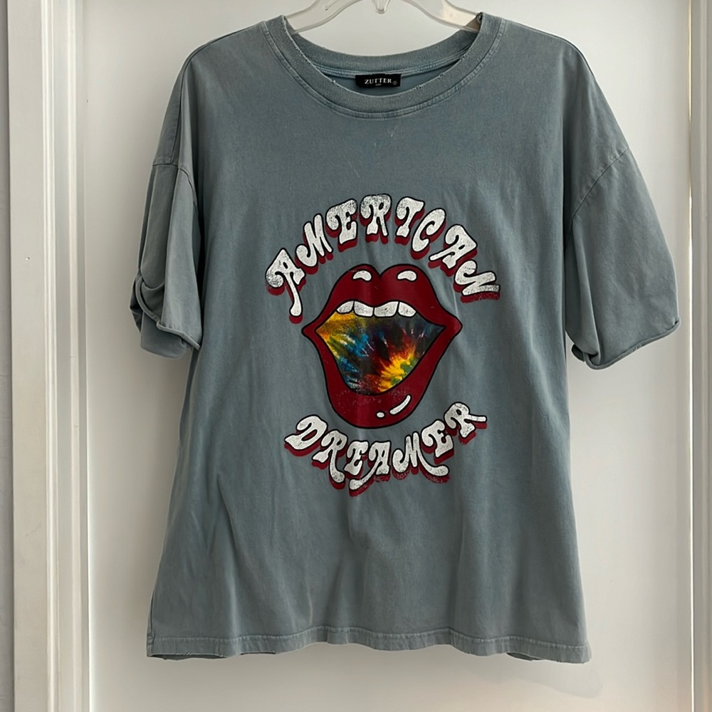 American Dreamer graphic tee